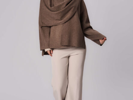 جاكيت نسائي محبوك سادة