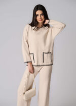 ⁦بلوزة نسائي بنسيج محبوك سادة⁩ - الصورة ⁦2⁩