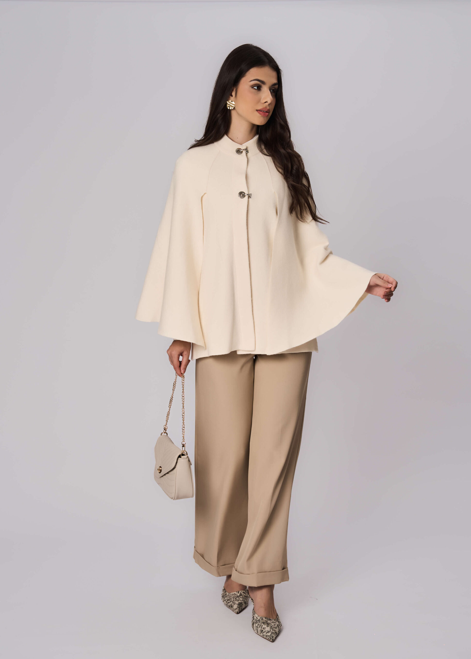 6225216027720-x Women Knitted Fabric Plain Cape - Image 1