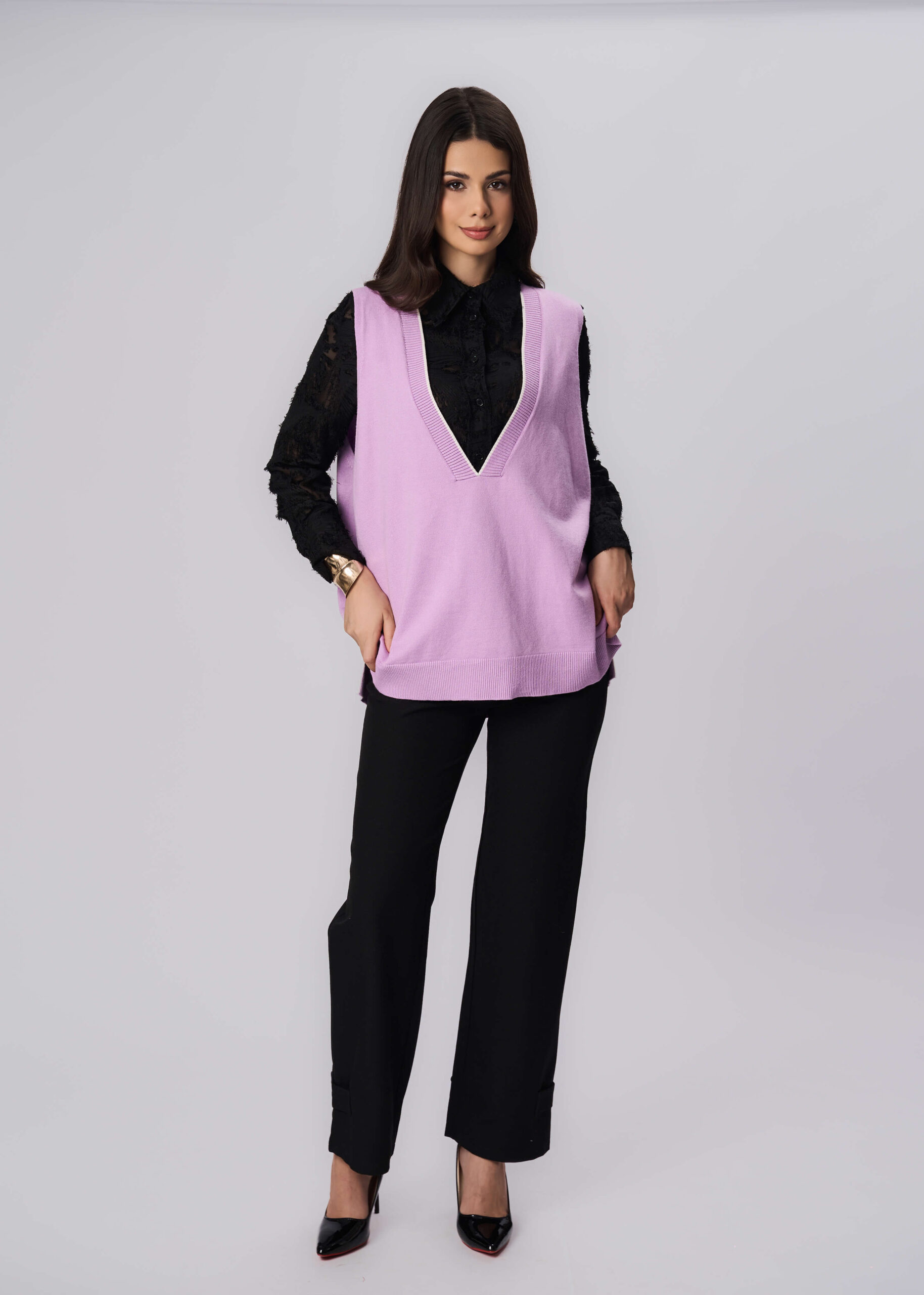 6225217020759-x Women Knitted Plain Vest - Image 1