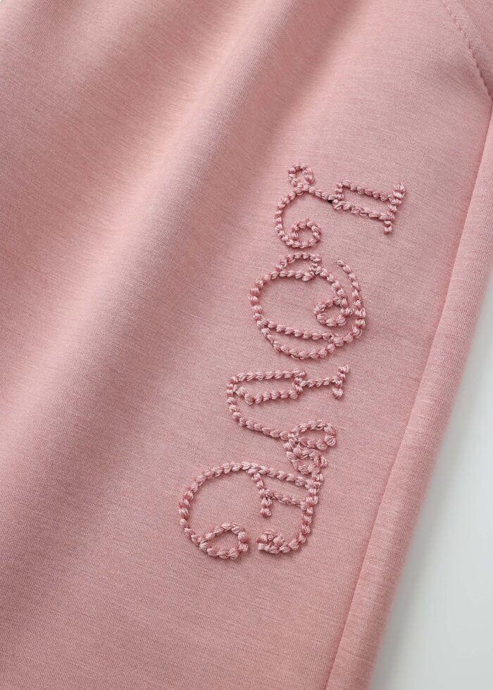 ⁦Kids Girl "Love" Sport Trouser⁩ - الصورة ⁦4⁩