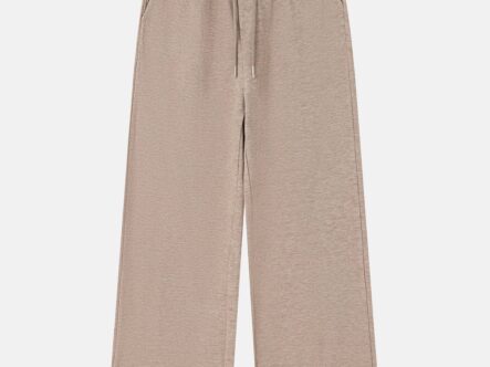 بنطلون نسائي بنسيج مخطط