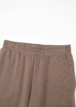 ⁦بنطلون نسائي سادة بنسيج السكوبا⁩ - الصورة ⁦2⁩