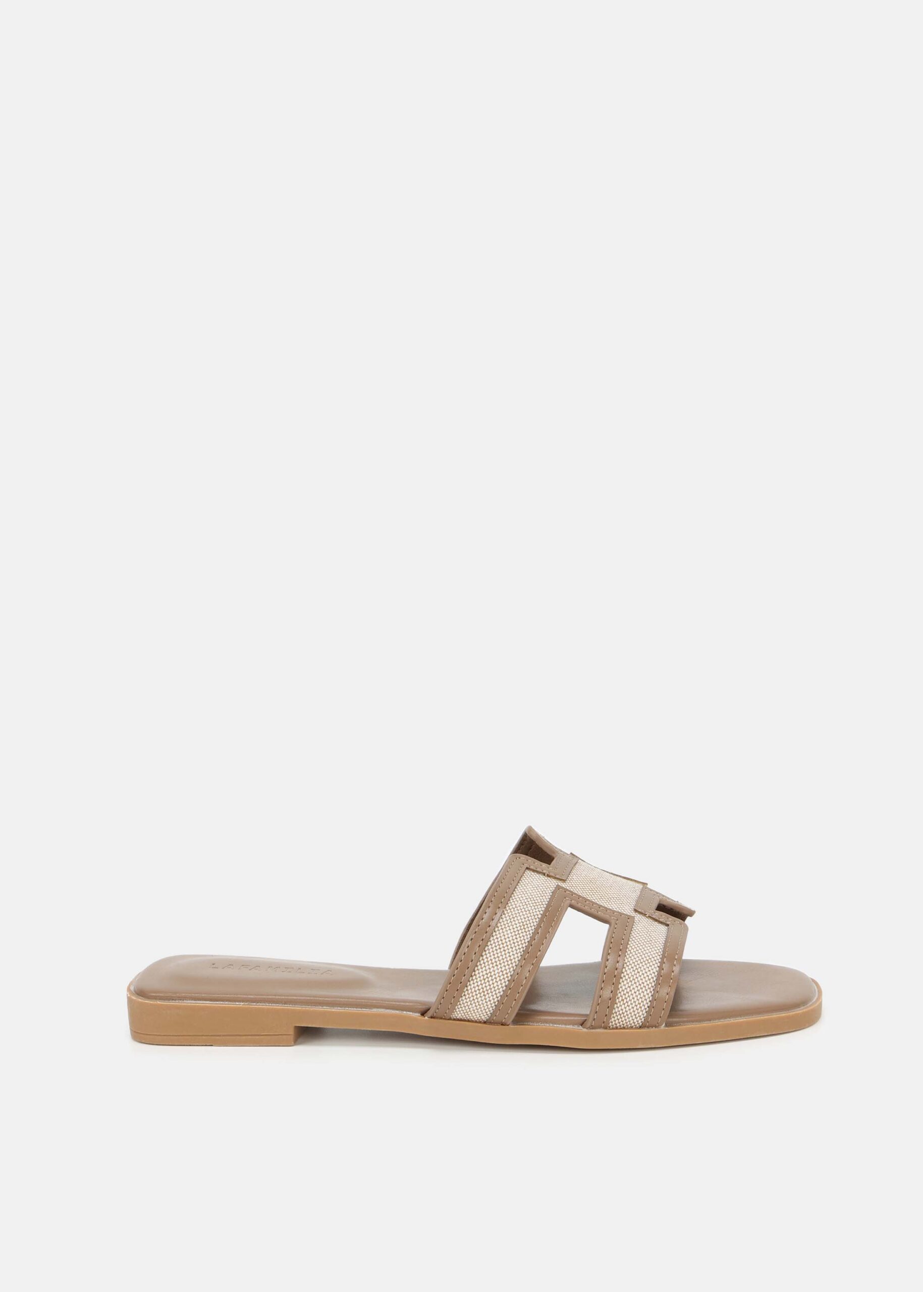 Women Leather and Textured Fabric Slipper