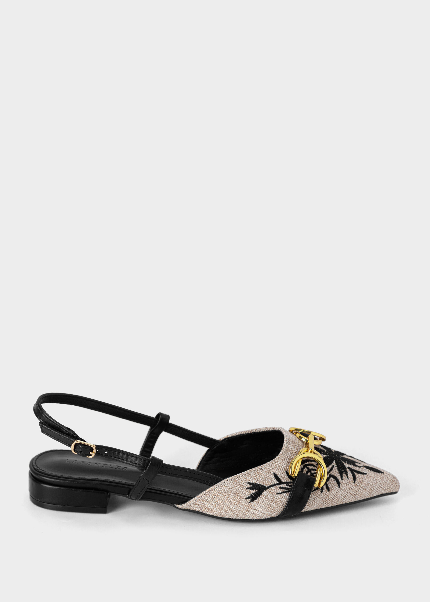 Women Embroidered Fabric Sandal