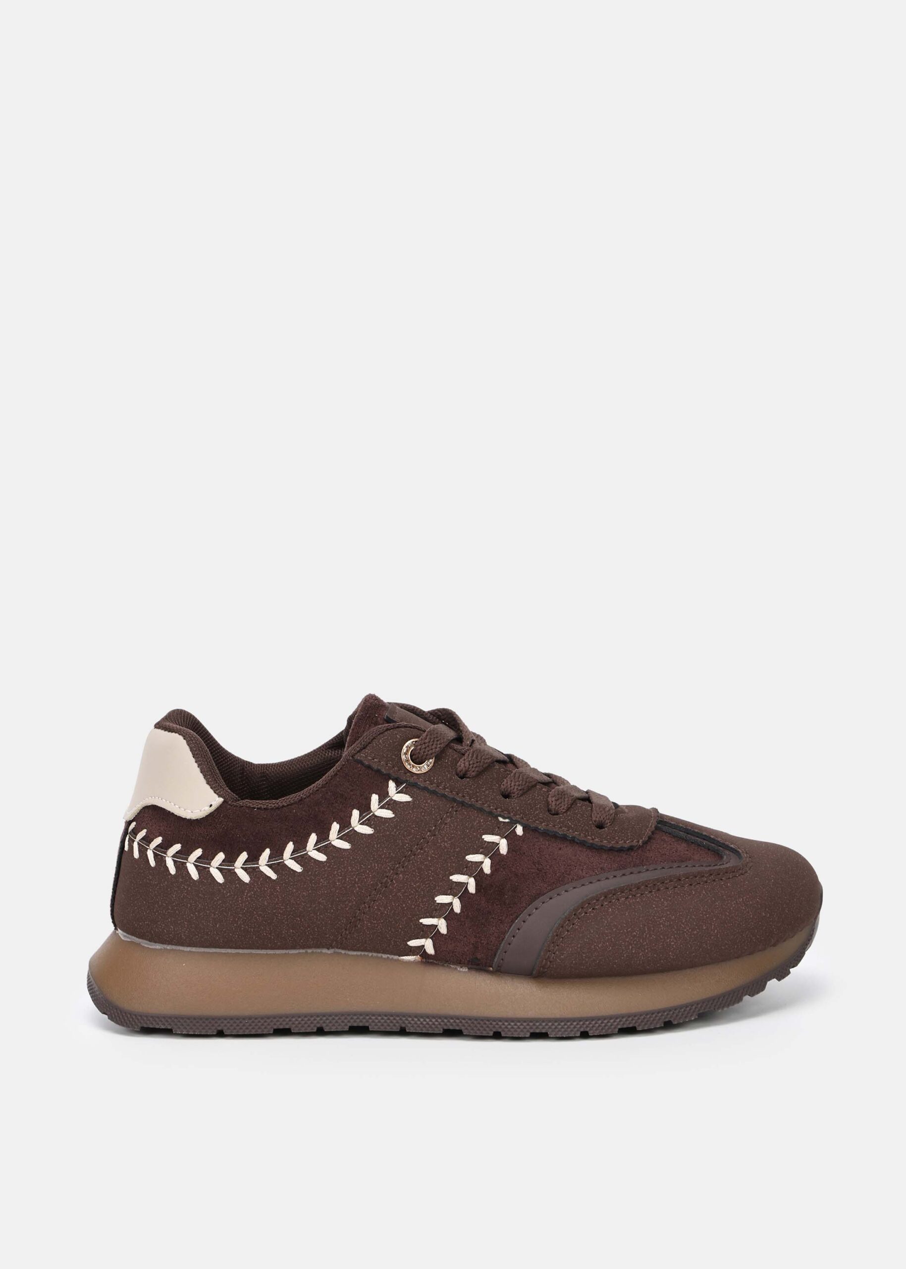 Women Lace-Up Suede Sneankers