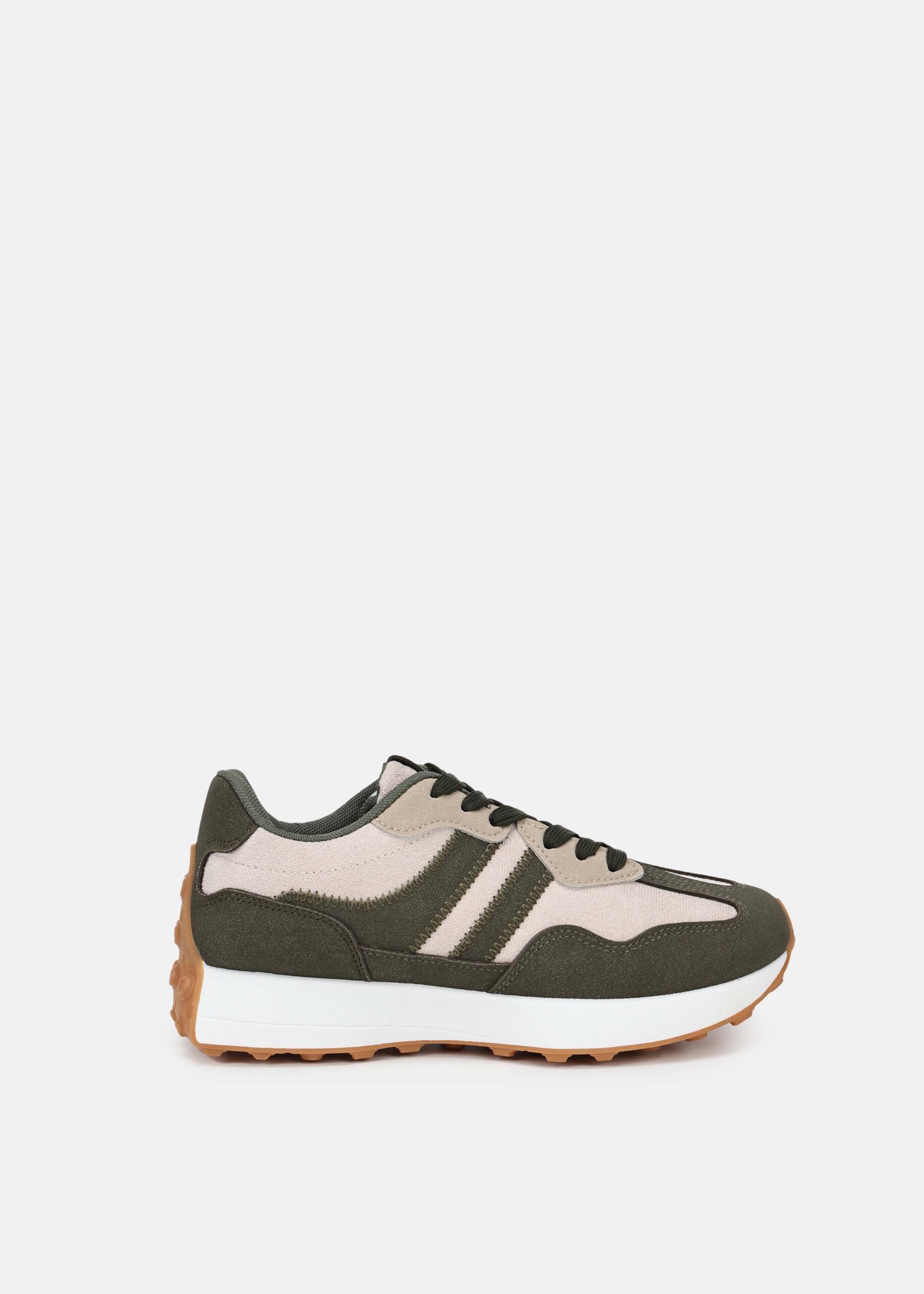 Women Lace-Up Suede Sneankers