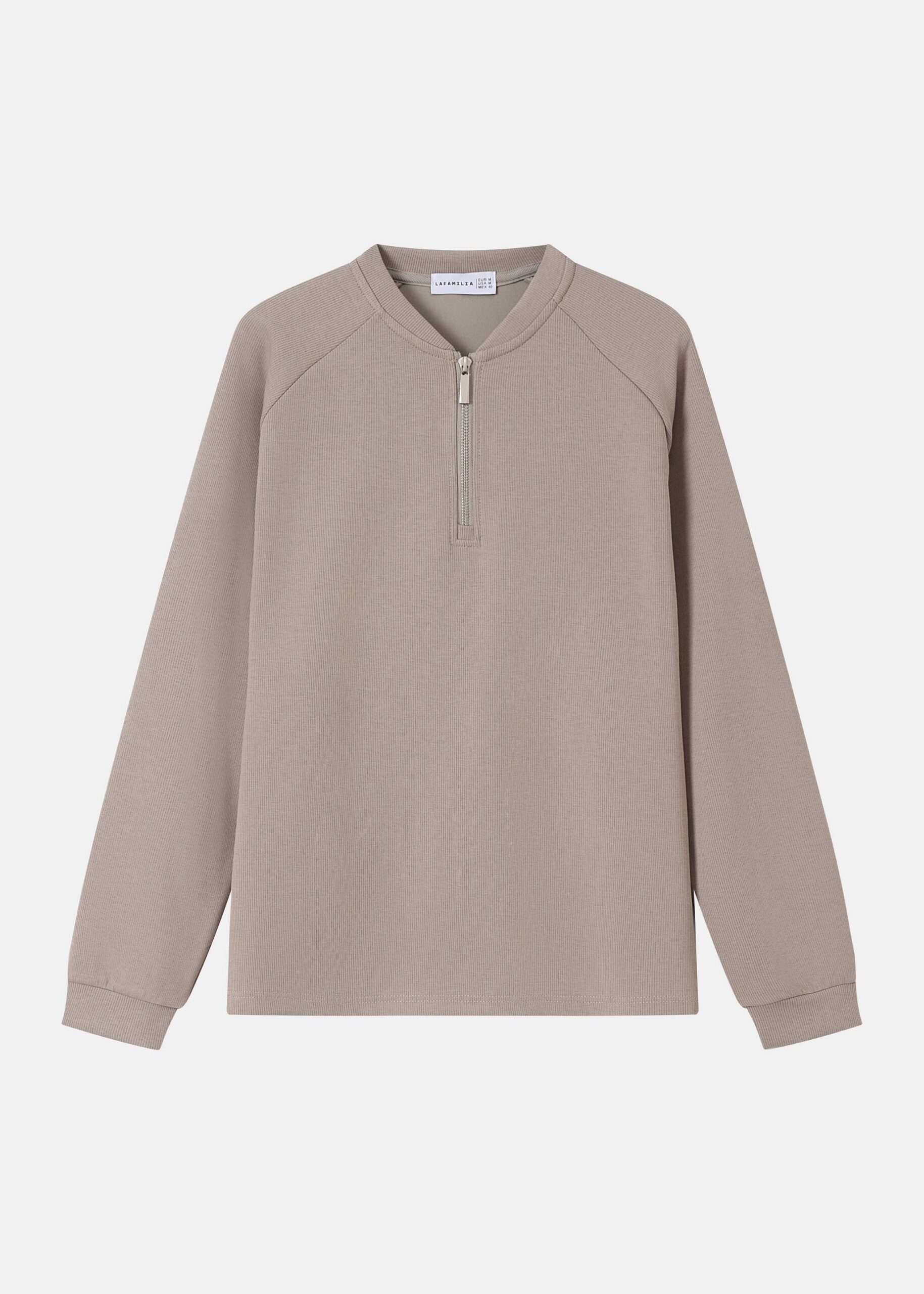 Men Quarter-Zip Sweatshirt